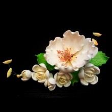 Цветы из мастики "Яблоневый цвет", Белые